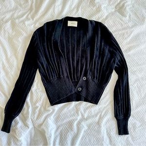 Aritzia Wilfred Low Plunge Sweater